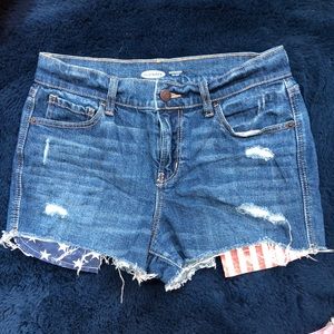 NWOT Old Navy Mid-Rise Denim Boyfriend Shorts